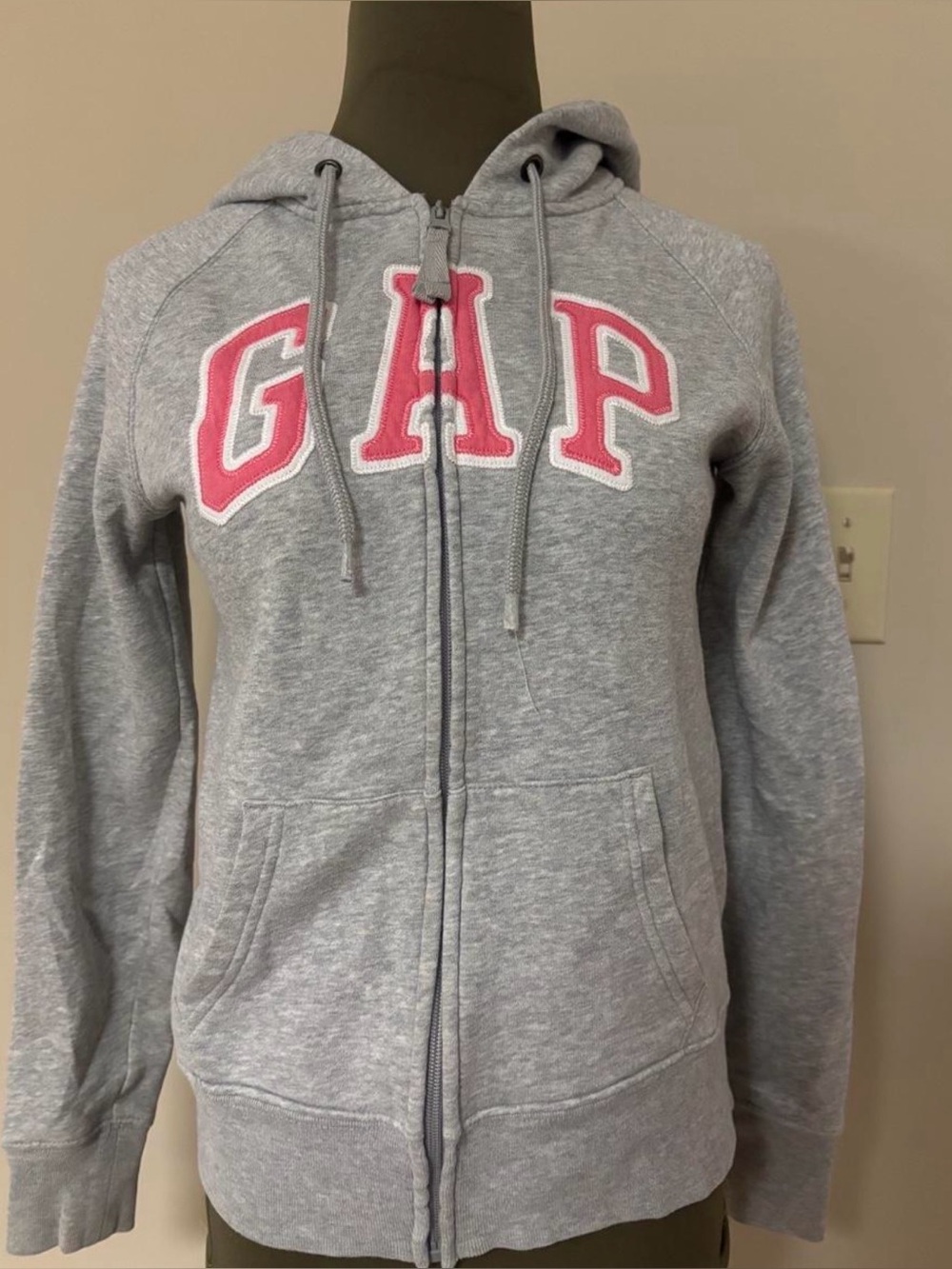 GAP Light Gray Hoodie size XS